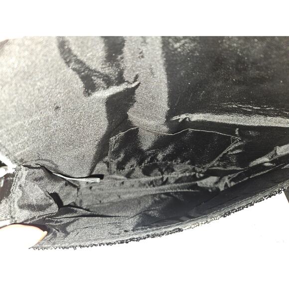 Viral Black Beaded Skull & Crossbones Shoulder Bag Made In India 9.5x6.5 - Picture 11 of 11